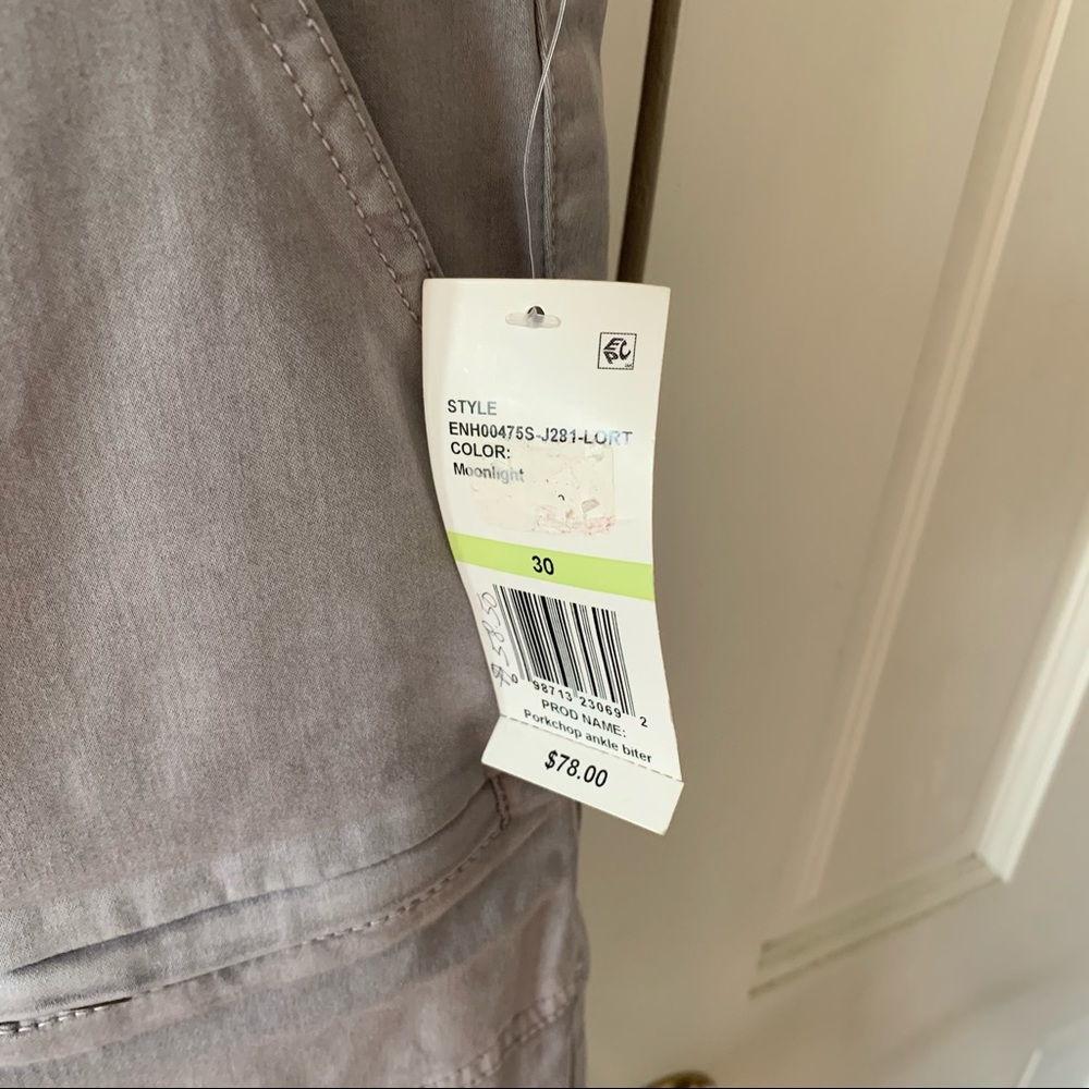 NWT KENSIE Soft Grey Crop Jeans Sz 30 - Picture 5 of 11